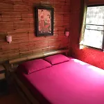 Boutique Hotel & Restaurant, Jaidee Bamboo Huts