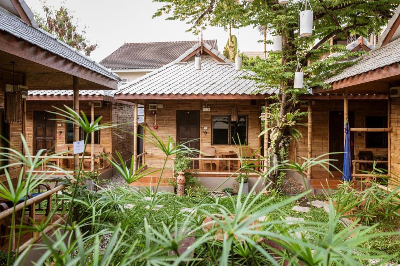 Boutique & Restaurant, Jaidee Bamboo Huts Guest house 2*
