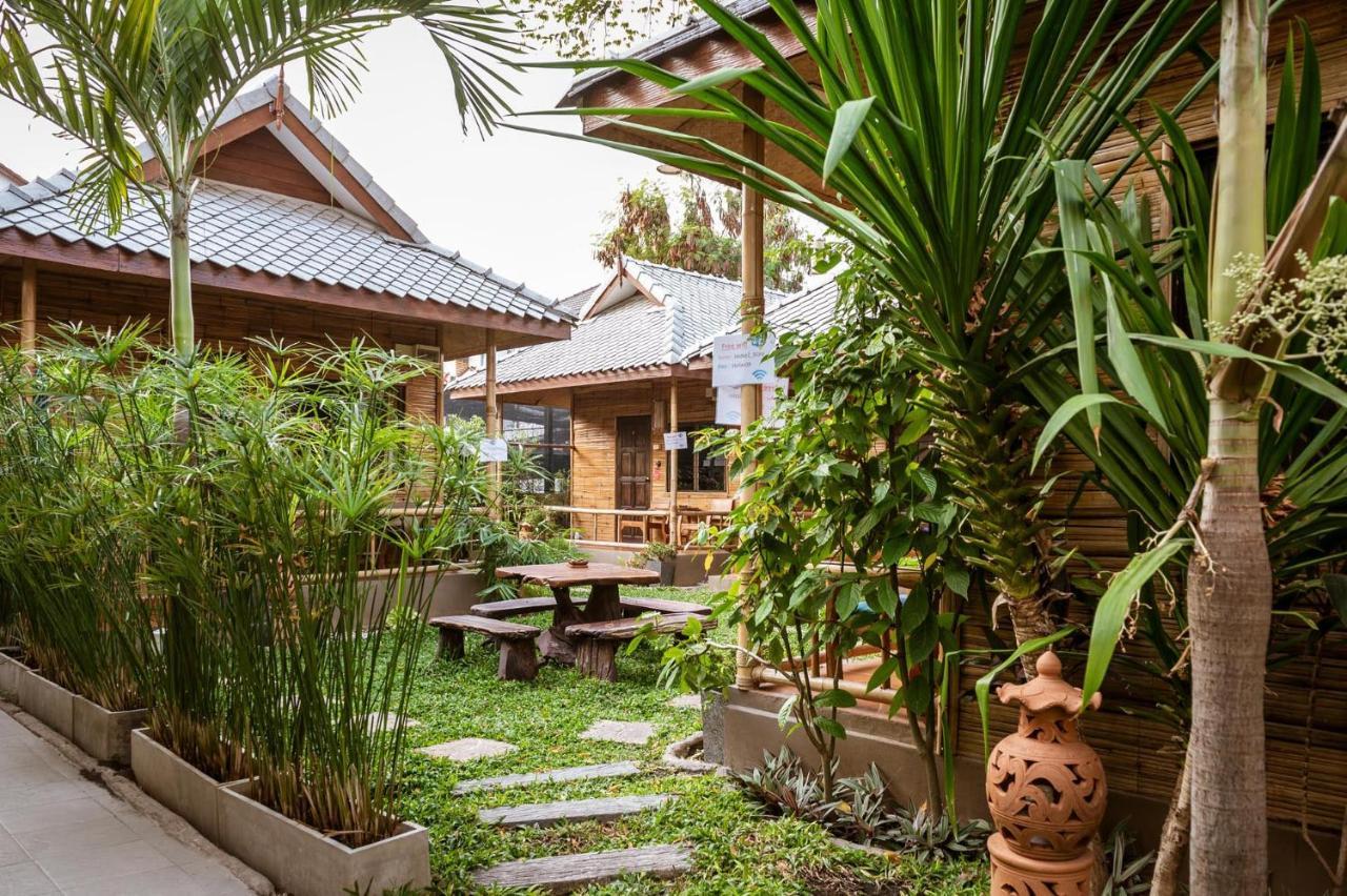 Boutique & Restaurant, Jaidee Bamboo Huts Guest house 2*